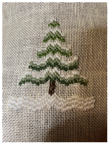 A tiny Christmas tree in Bargello stitching